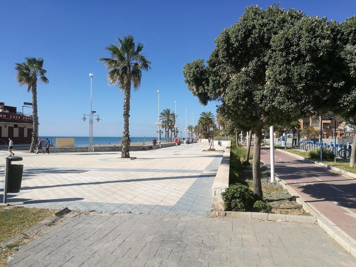 Piso Nuevo Al Lado De La Playa Apartment มาลากา ภายนอก รูปภาพ